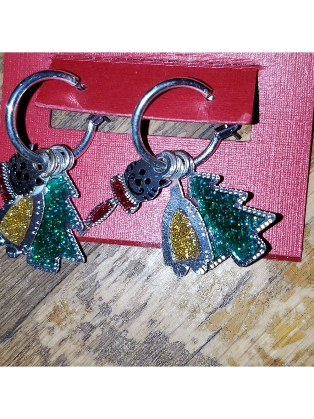 NWT Christmas cat earrings 5 for $20 jewelry sale - Picture 2 of 2